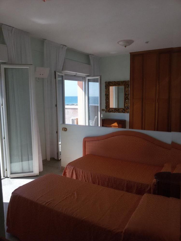 Hotel Mayflower Milano Marittima Esterno foto