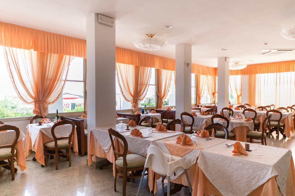 Hotel Mayflower Milano Marittima Esterno foto