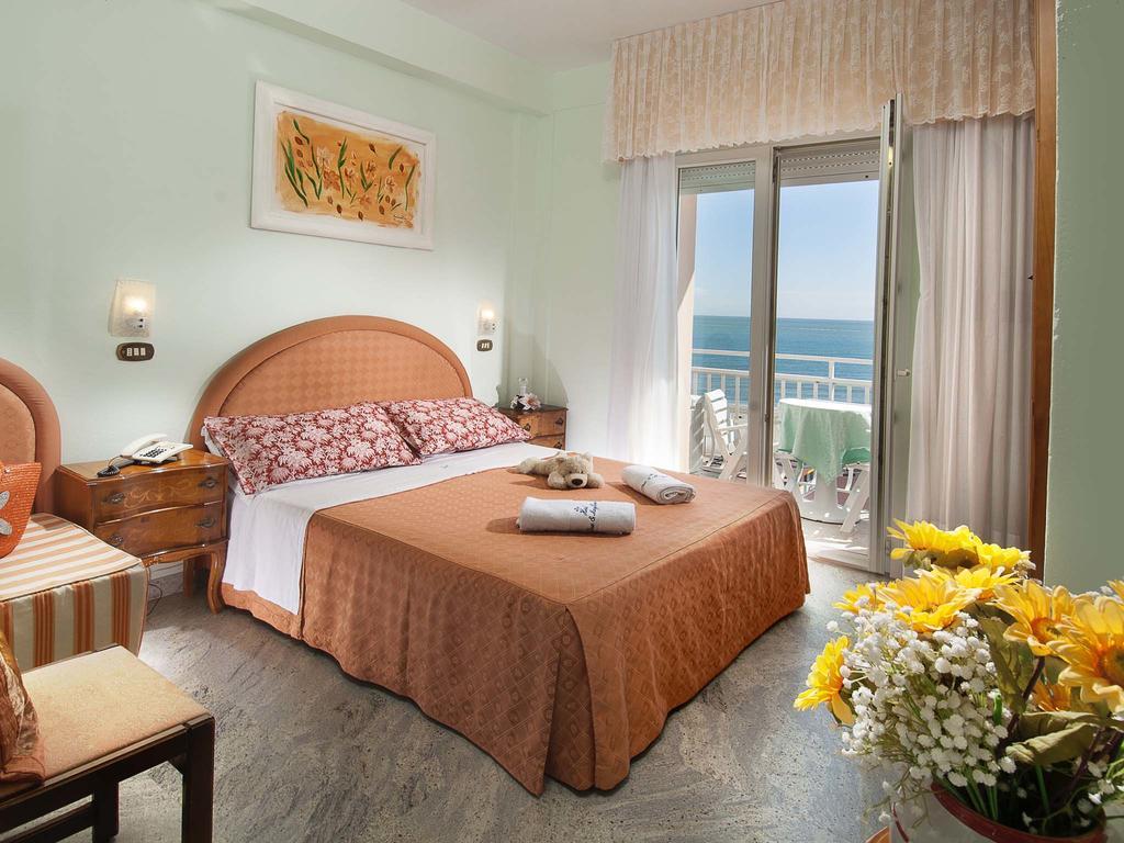 Hotel Mayflower Milano Marittima Esterno foto