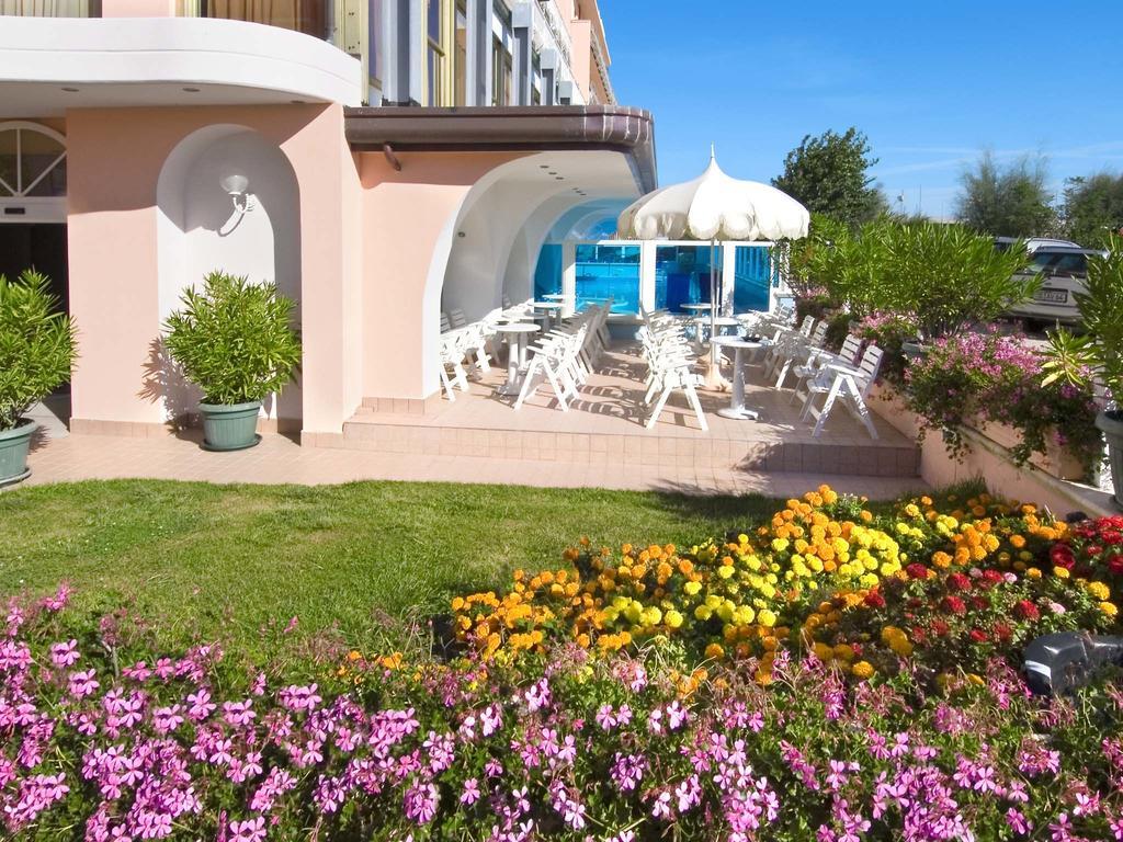 Hotel Mayflower Milano Marittima Esterno foto