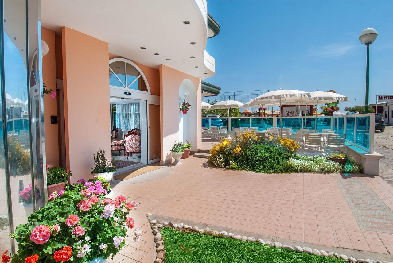Hotel Mayflower Milano Marittima Esterno foto