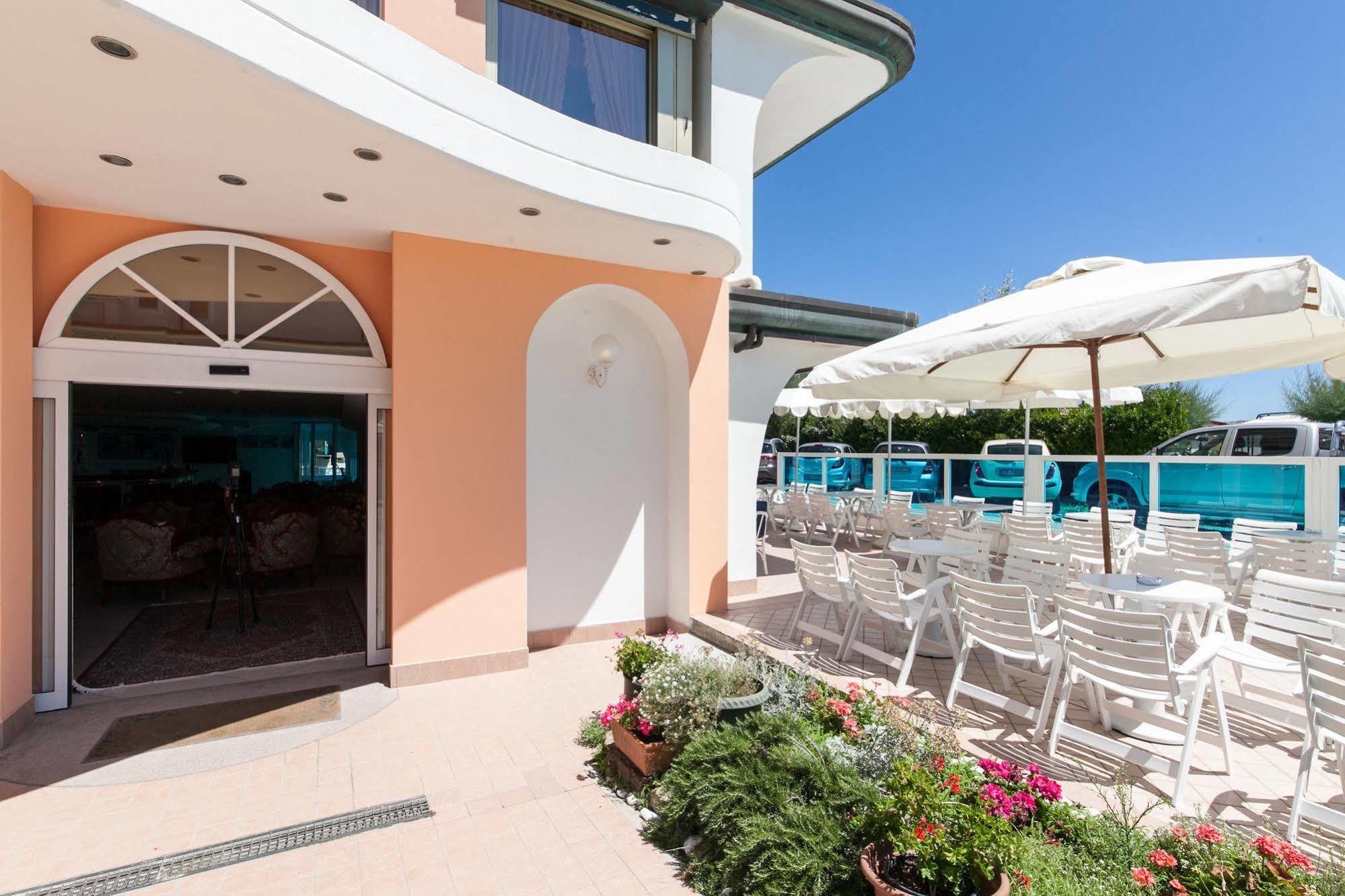 Hotel Mayflower Milano Marittima Esterno foto